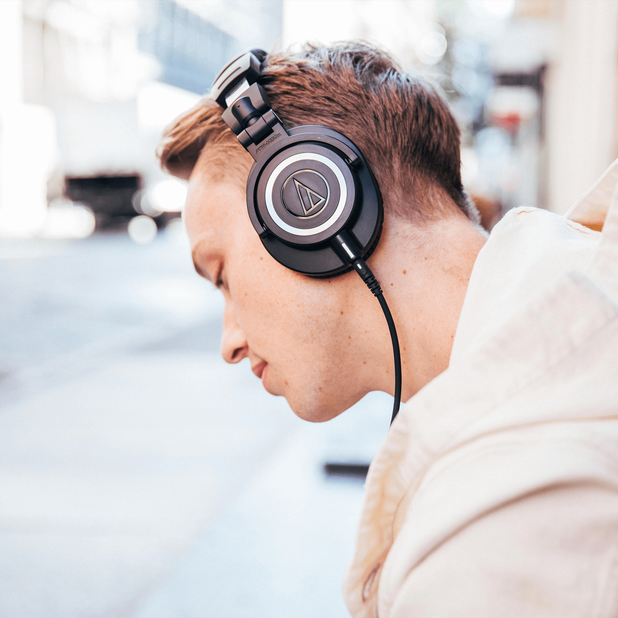Audio-Technica ATH-M50x review: The best-sounding headphones under $200 get  (slightly) better - CNET