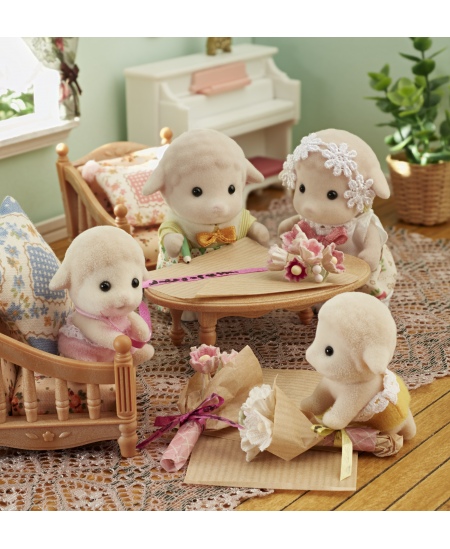 Avyčių šeimynėlė SYLVANIAN FAMILIES