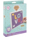 Deimantinė mozaika ant drobės GRAFIX Love, 15x15 cm