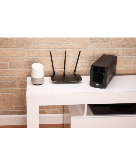 Schneider Electric APC Easy UPS | BVX900LI-GR | 900 VA | 480 W