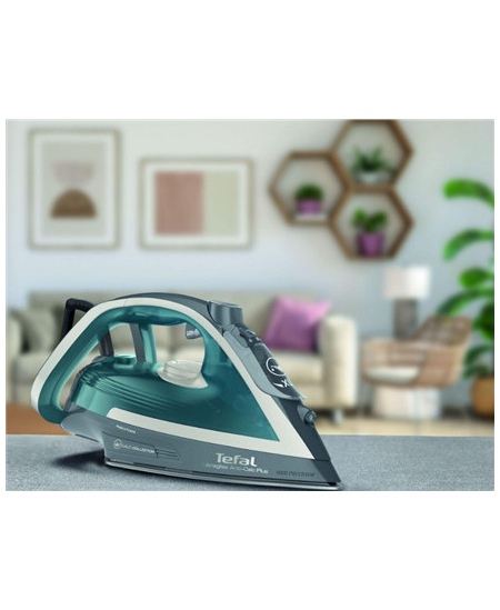 TEFAL | Steam Iron | Ultragliss Plus FV6842 | Steam Iron | 2800 W | Continuous steam 50 g/min | Steam boost performance 260 g/mi