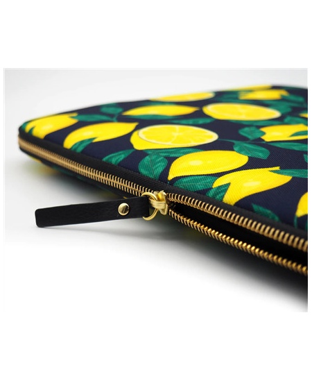 Casyx | SLVS-000002 | Casyx for MacBook | Fits up to size 13 ”/14 " | Sleeve | Midnight Lemons | Waterproof