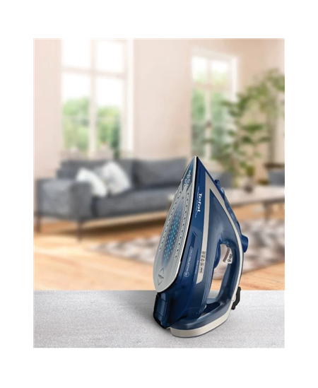 TEFAL | Steam Iron | FV6830E0 | Steam Iron | 2800 W | Water tank capacity 270 ml | Continuous steam 50 g/min | Silver/Blue