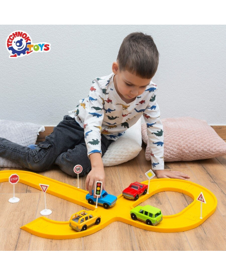 Automobilių trasa su mašinytėmis TECHNOK