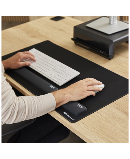 Fellowes | Breyta Palm Wrist Rest | Black