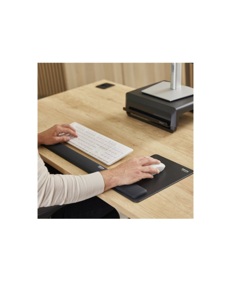 Fellowes | Breyta Keyboard Wrist Rest | Black