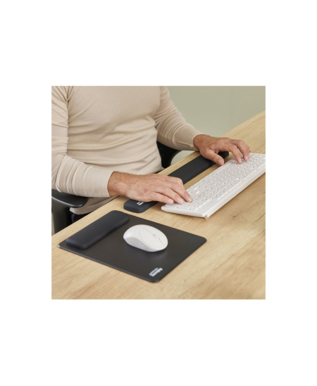 Fellowes | Breyta Keyboard Wrist Rest | Black
