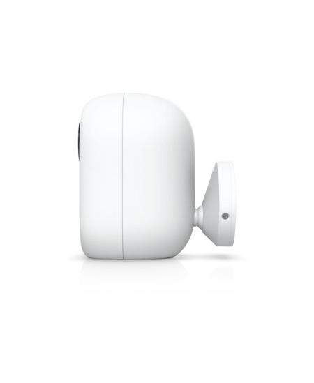 Ubiquiti | Plug-and-play, 4K WiFi-connected camera | UVC-G6-INS-W | 8 MP | Fixed | IPX5