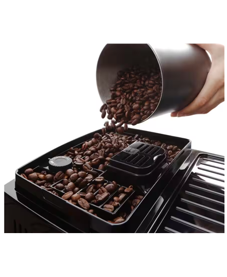 Delonghi | Magnifica Start ECAM220.22GB | Pump pressure 15 bar | Built-in milk frother | Automatic | 1450 W | Black