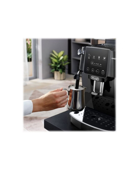 Delonghi | Magnifica Start ECAM220.22GB | Pump pressure 15 bar | Built-in milk frother | Automatic | 1450 W | Black