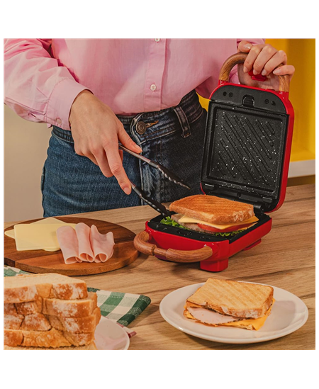 Cecotec Sandwich Maker | Rock'nToast Retro One Yellow Retro-style | 700 W | Number of plates 3 | Yellow