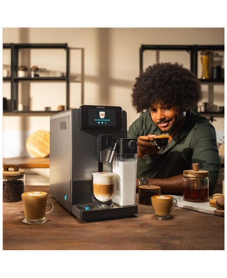 Cecotec Coffee machine | Cremmaet Latte Touch | Pump pressure 19 bar | Built-in milk frother | Super-automatic | Black | 1500 W