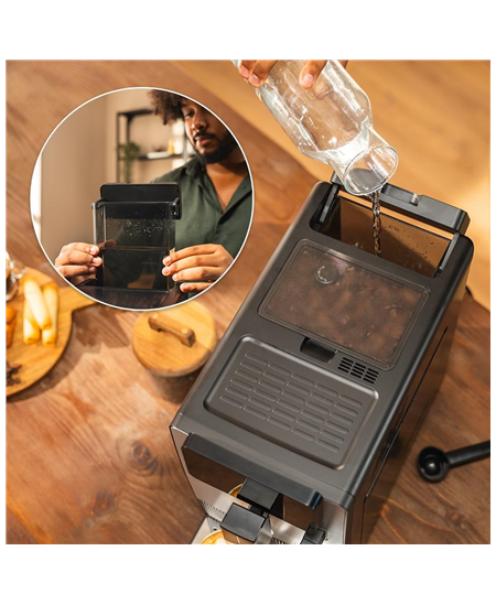 Cecotec Coffee machine | Cremmaet Latte Touch | Pump pressure 19 bar | Built-in milk frother | Super-automatic | Black | 1500 W
