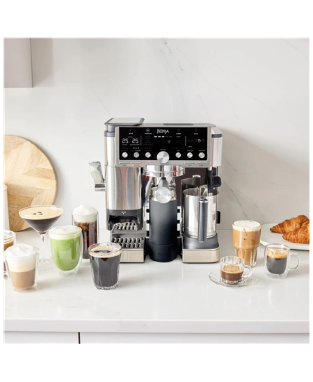 NINJA | Coffee Maker | ES701EU Luxe Café Pro | Pump pressure 9 bar | Built-in milk frother | Ground | 1650 W | Black/Stainless 