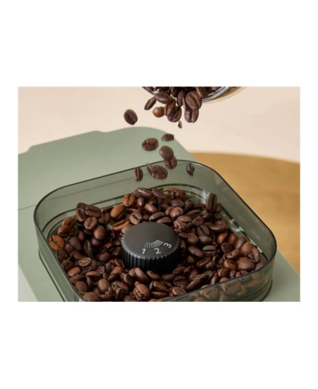 Krups Coffee Maker | SA401LE0 Crush | Pump pressure 15 bar | Automatic | Black/Green | 1370 W