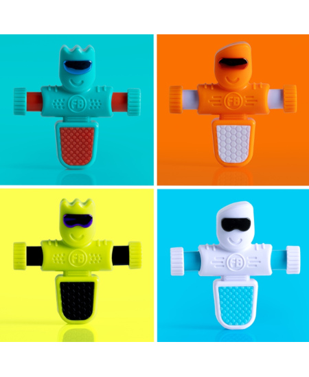 Naujos kartos stalo futbolininkai FAT BRAIN TOYS FoosBots "Volt"