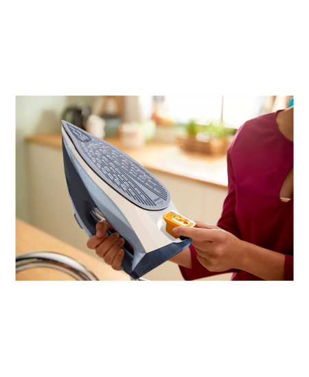 Philips Steam Iron | DST7020/20 | Steam Iron | 2800 W | Water tank capacity 300 ml | Continuous steam 50 g/min | Steam boost per
